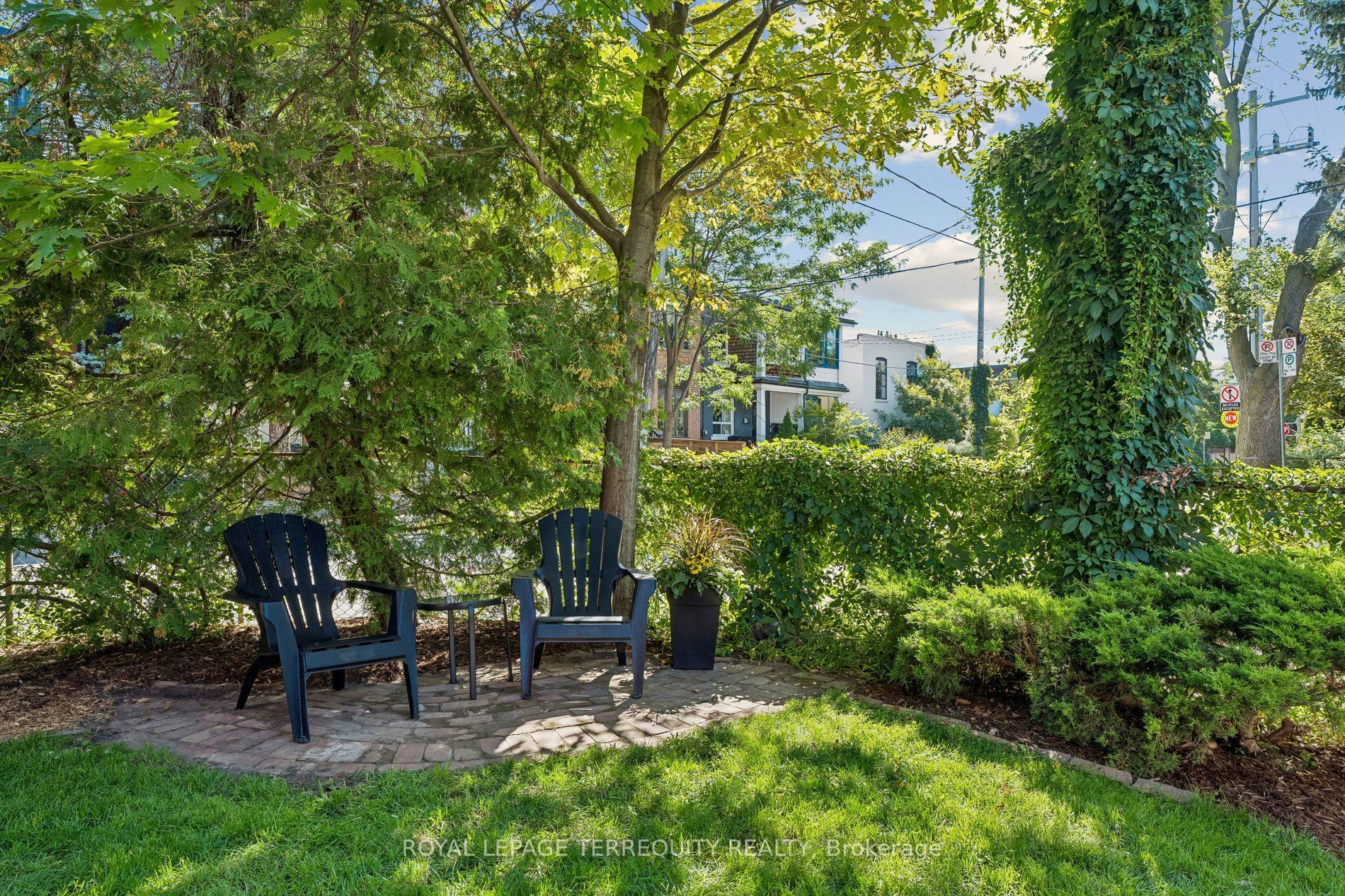 2 Wright Avenue