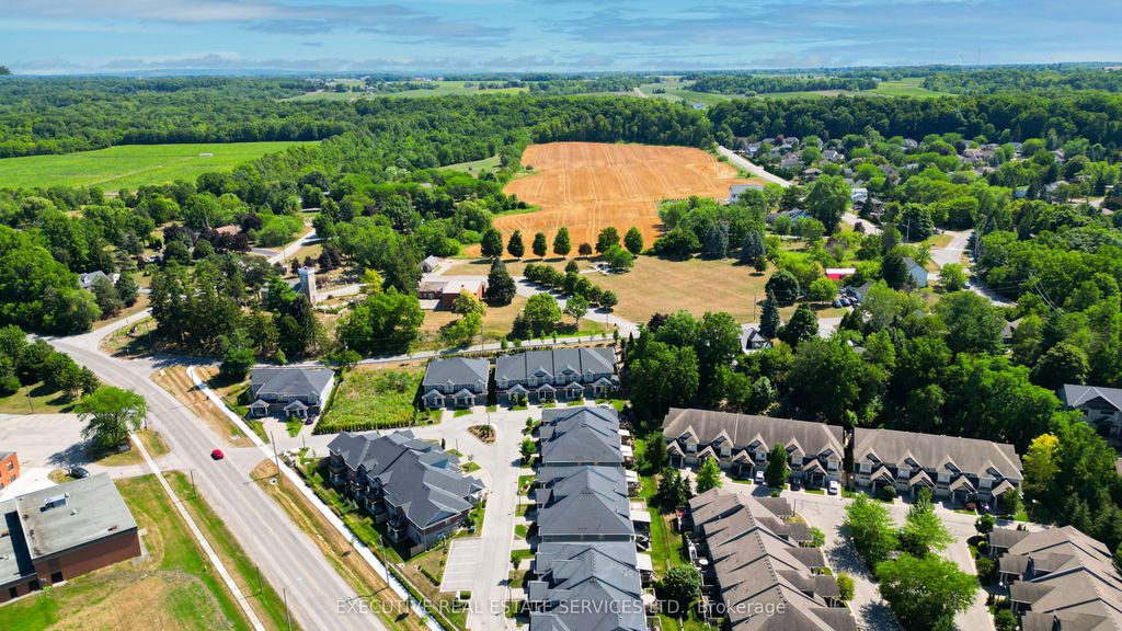 Photo of 2848 King Street #11, Lincoln, ON L0R 1S0 (MLS # X12768202)