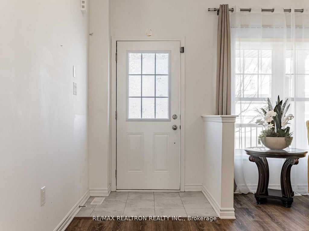 Photo of 6 Bobolink Drive, Wasaga Beach, ON L9Z 0J2 (MLS # S13471498)
