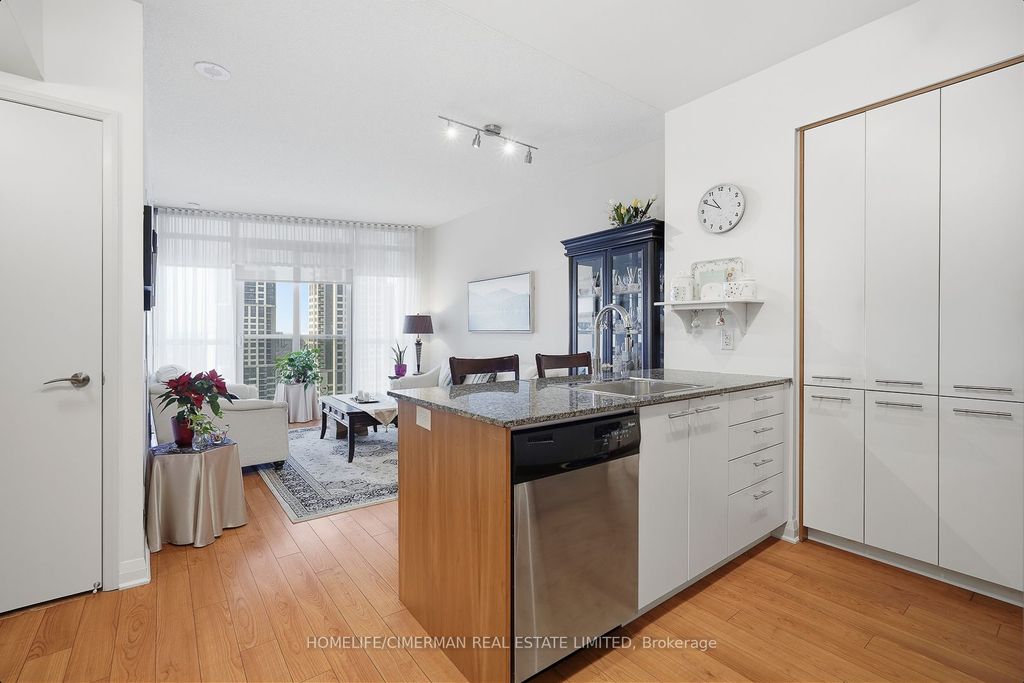 Photo of 1 Valhalla Inn Road #2006, Toronto, ON M9B 1S9 (MLS # W12694834)