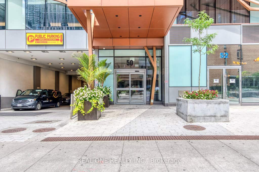 Photo of 50 Wellesley Street E #3706, Toronto, ON M4Y 0C8 (MLS # C13649030)