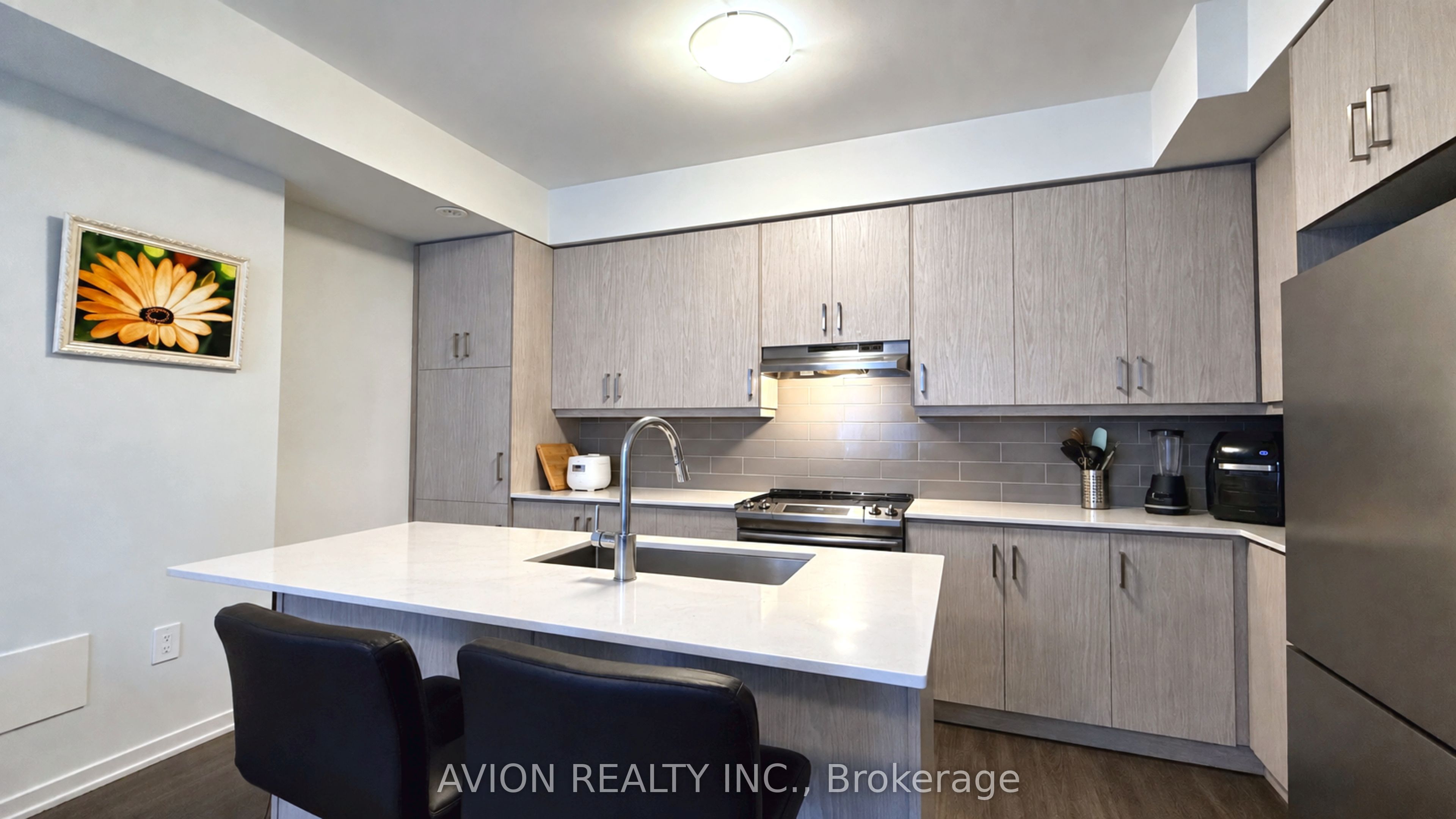 10 Almond Blossom Mews 99