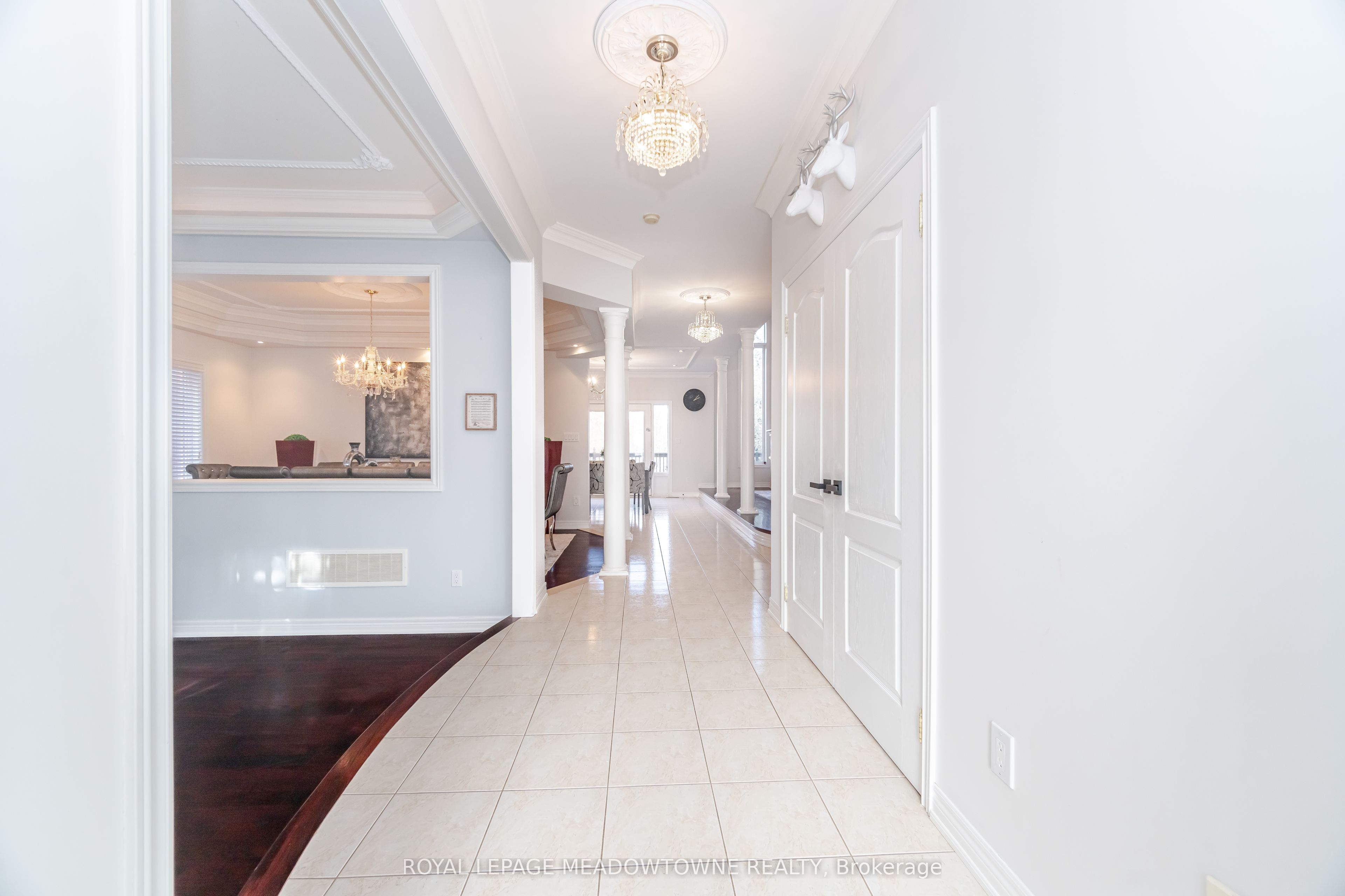 2459 Meadowridge Drive