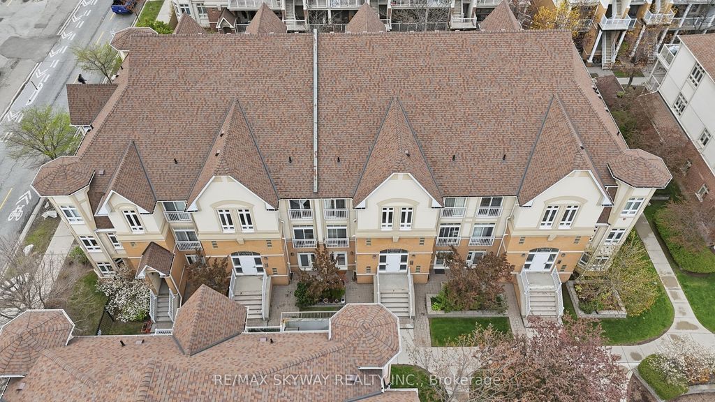 Photo of 11 Pine Street #15, Toronto, ON M9N 0A6 (MLS # W13105448)