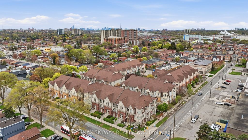 Photo of 11 Pine Street #15, Toronto, ON M9N 0A6 (MLS # W13105448)