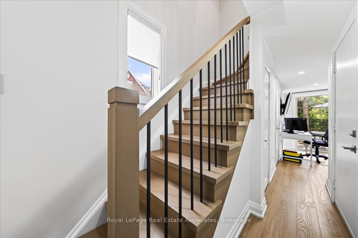 2300 Brays Lane 37
