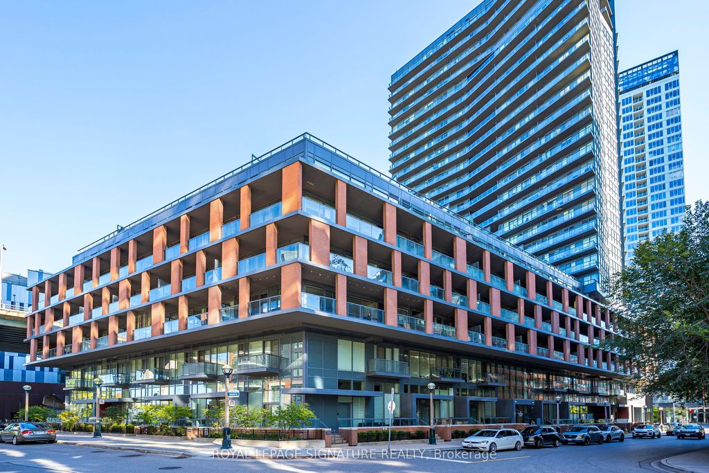 Photo of 20 Bruyeres Mews #TH05, Toronto, ON M5V 0G8 (MLS # C12454520)