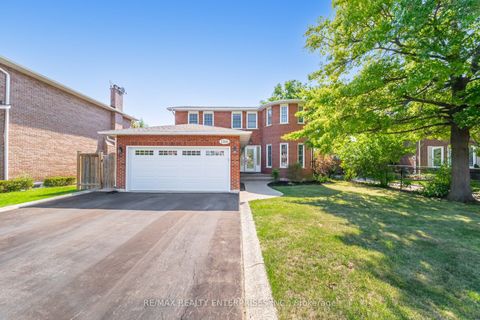 1166 Priory Court Oakville ON L6M 1B6