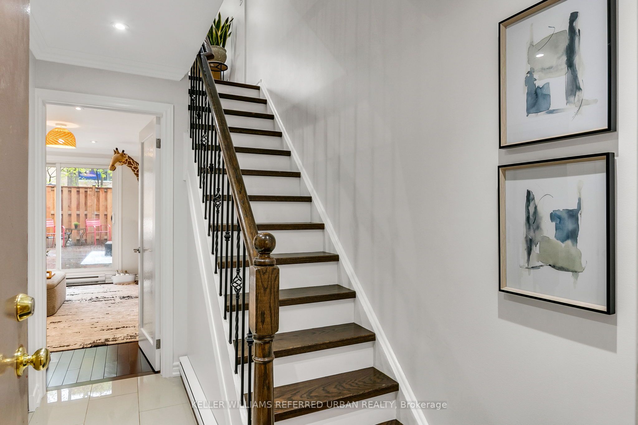 1209 Queen Street E 35