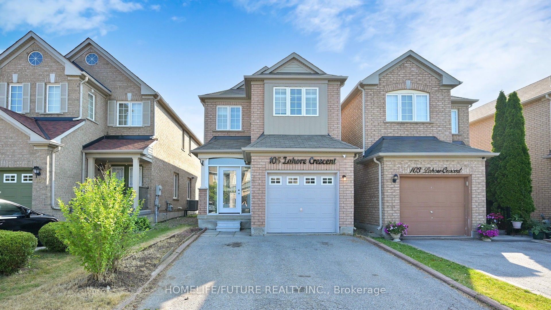 105 Lahore Crescent