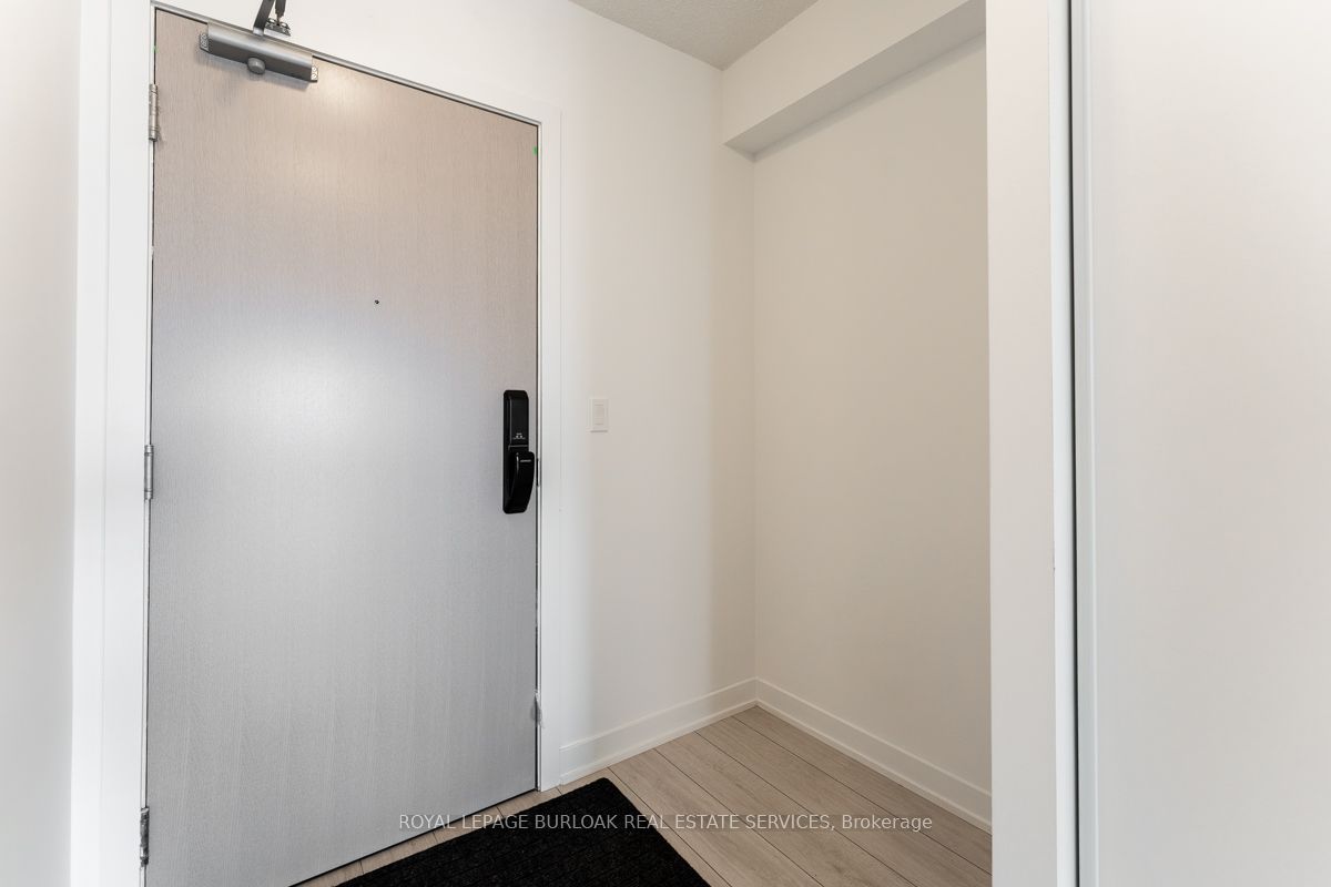 3210 Dakota Common A518