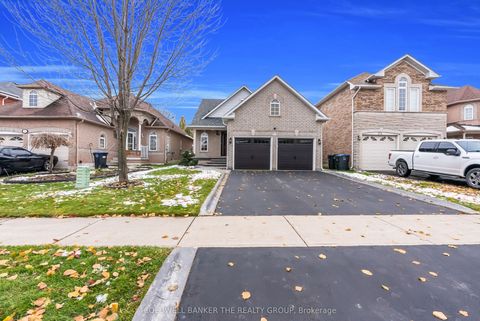 32 Robertson Davies Drive Brampton ON L7A 1K3