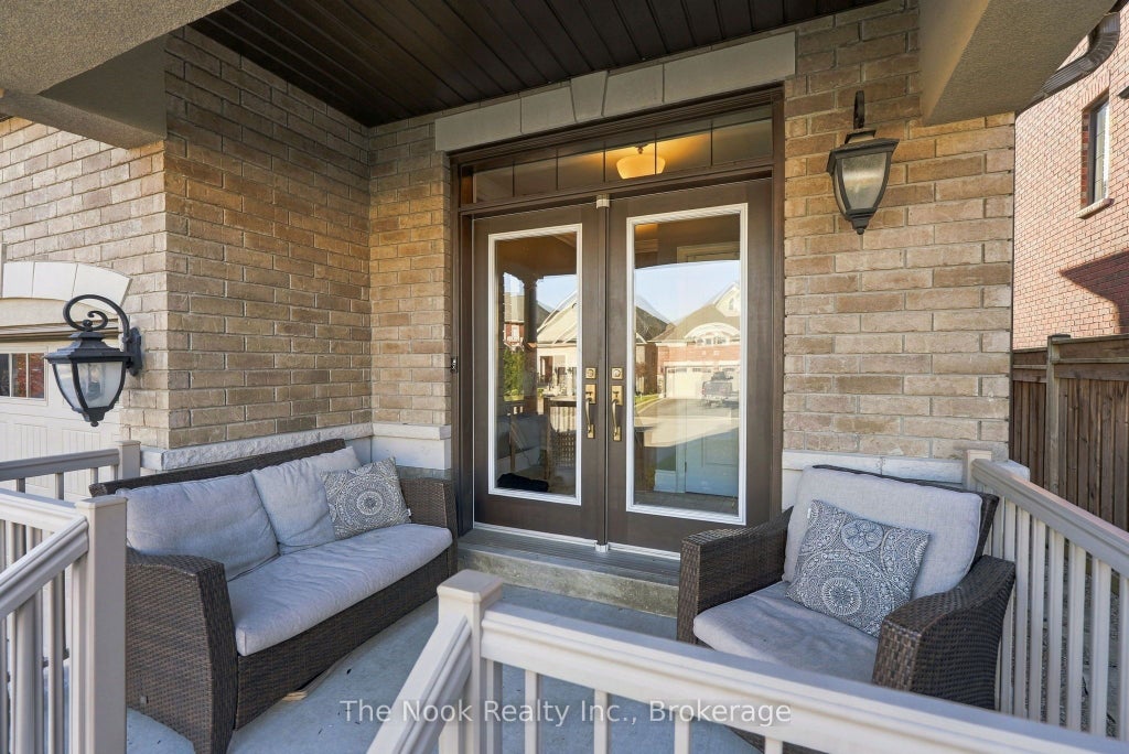 Photo of 39 Serene Court, Whitby, ON L1R 0L6 (MLS # E14105202)