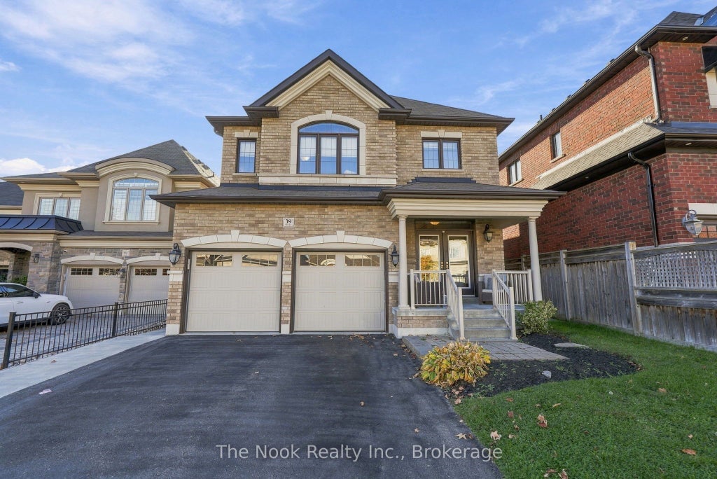 Photo of 39 Serene Court, Whitby, ON L1R 0L6 (MLS # E14105202)