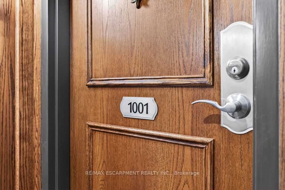 2170 Marine Drive 1001