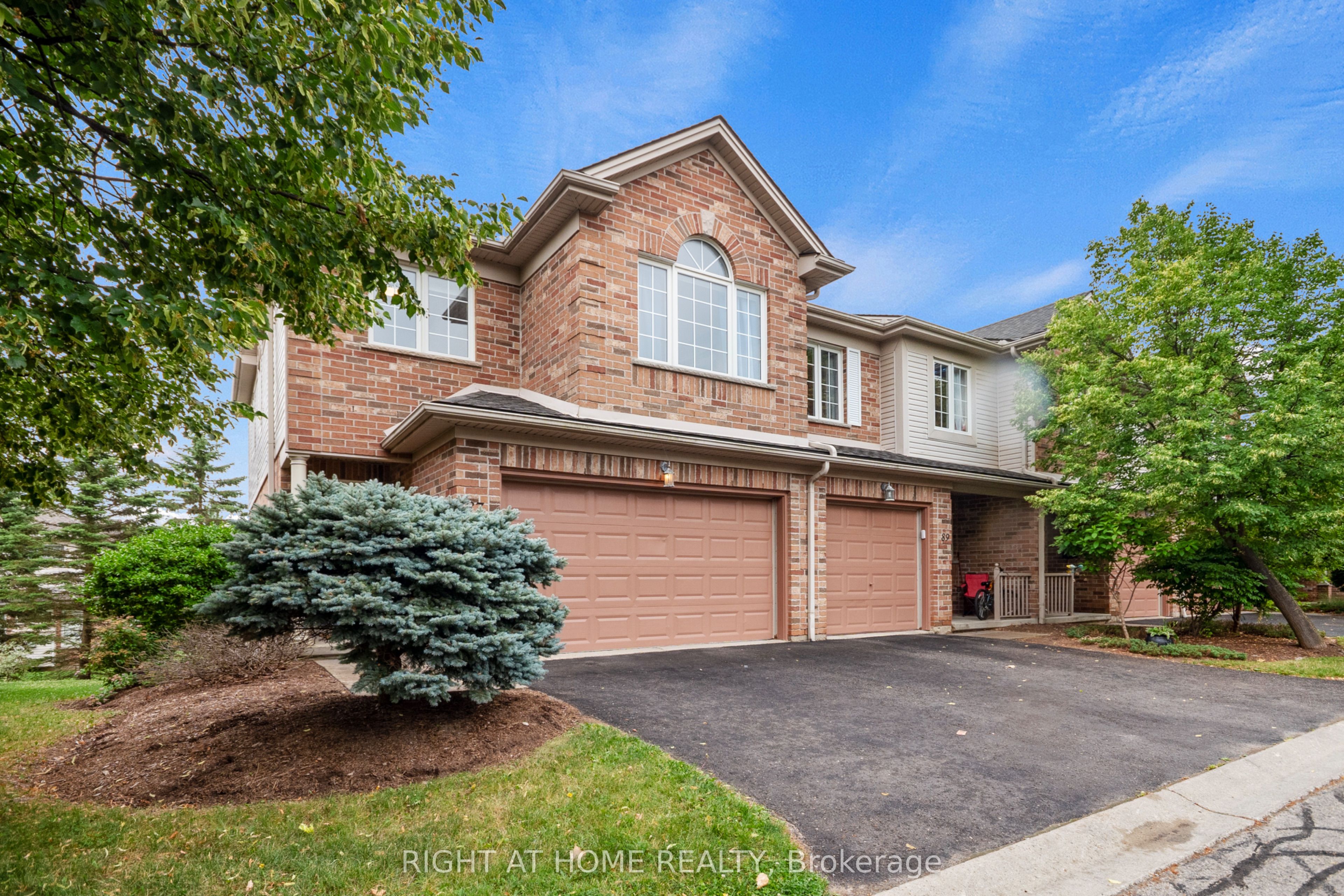 Photo 1 of 31 — 320 Ambleside Drive 87, London North, ON N6G 5H8