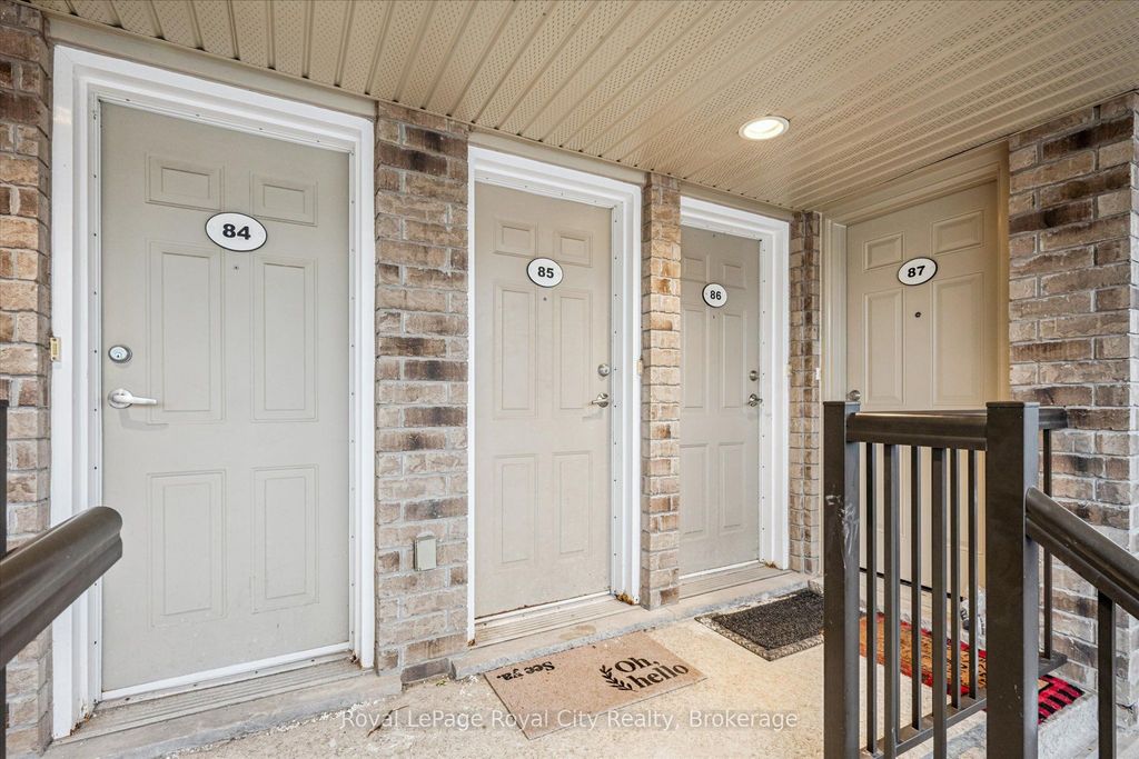 Photo of 35 Mountford Drive #85, Guelph, ON N1E 0G6 (MLS # X13172860)
