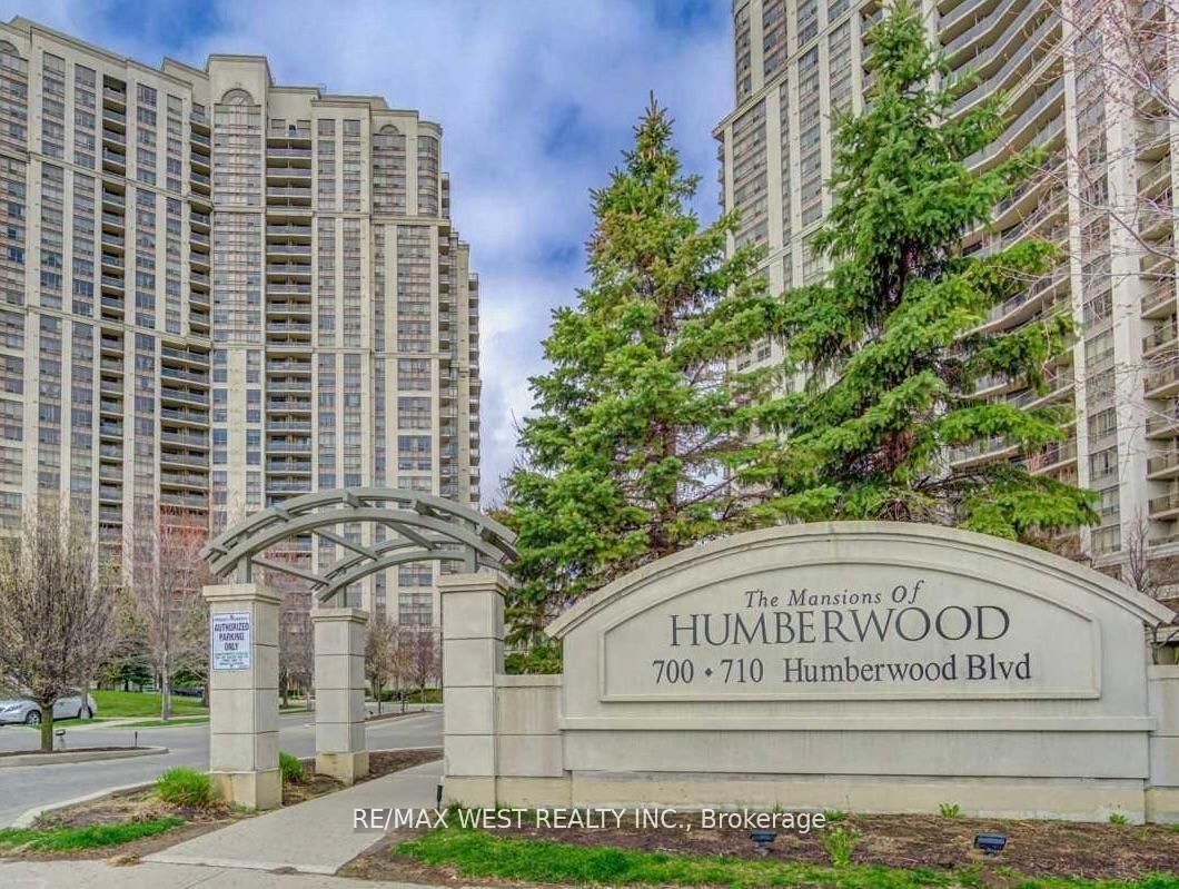 Photo 1 of 17 — 700 Humberwood Boulevard 529, Toronto, ON M9W 7J4