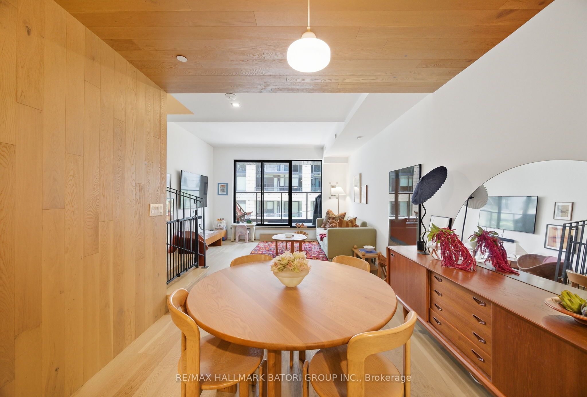 45 Dovercourt Road 301