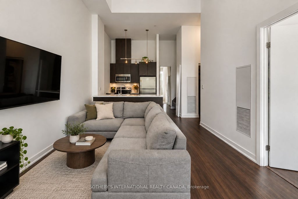 Photo of 20 Bruyeres Mews #TH7, Toronto, ON M5V 0G8 (MLS # C13782278)