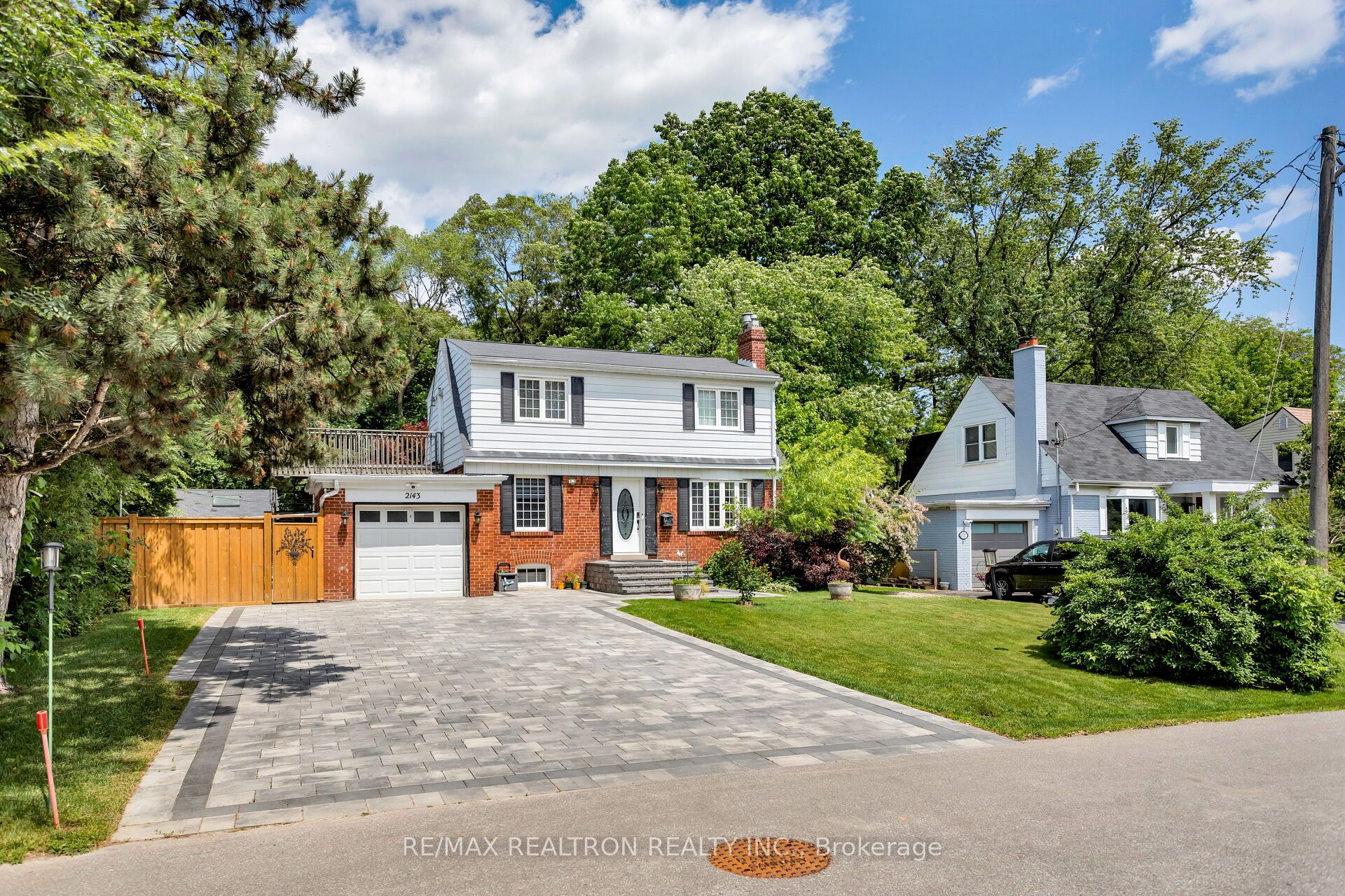 2143 Russett Road