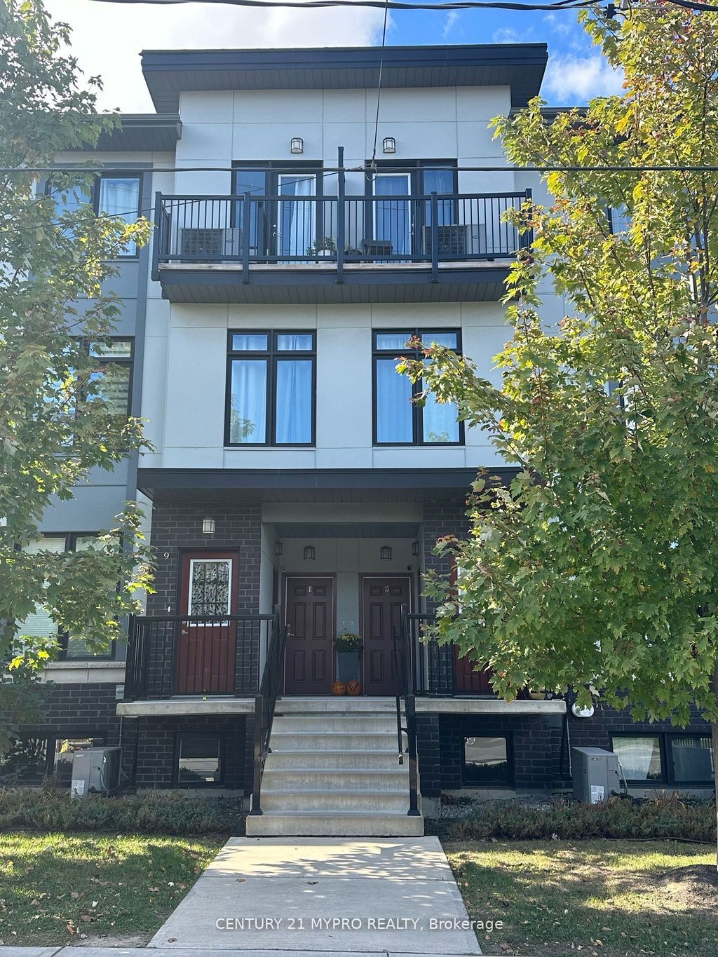 Photo of 6 Bicknell Avenue E #9, Toronto, ON M6M 4G4 (MLS # W12282814)