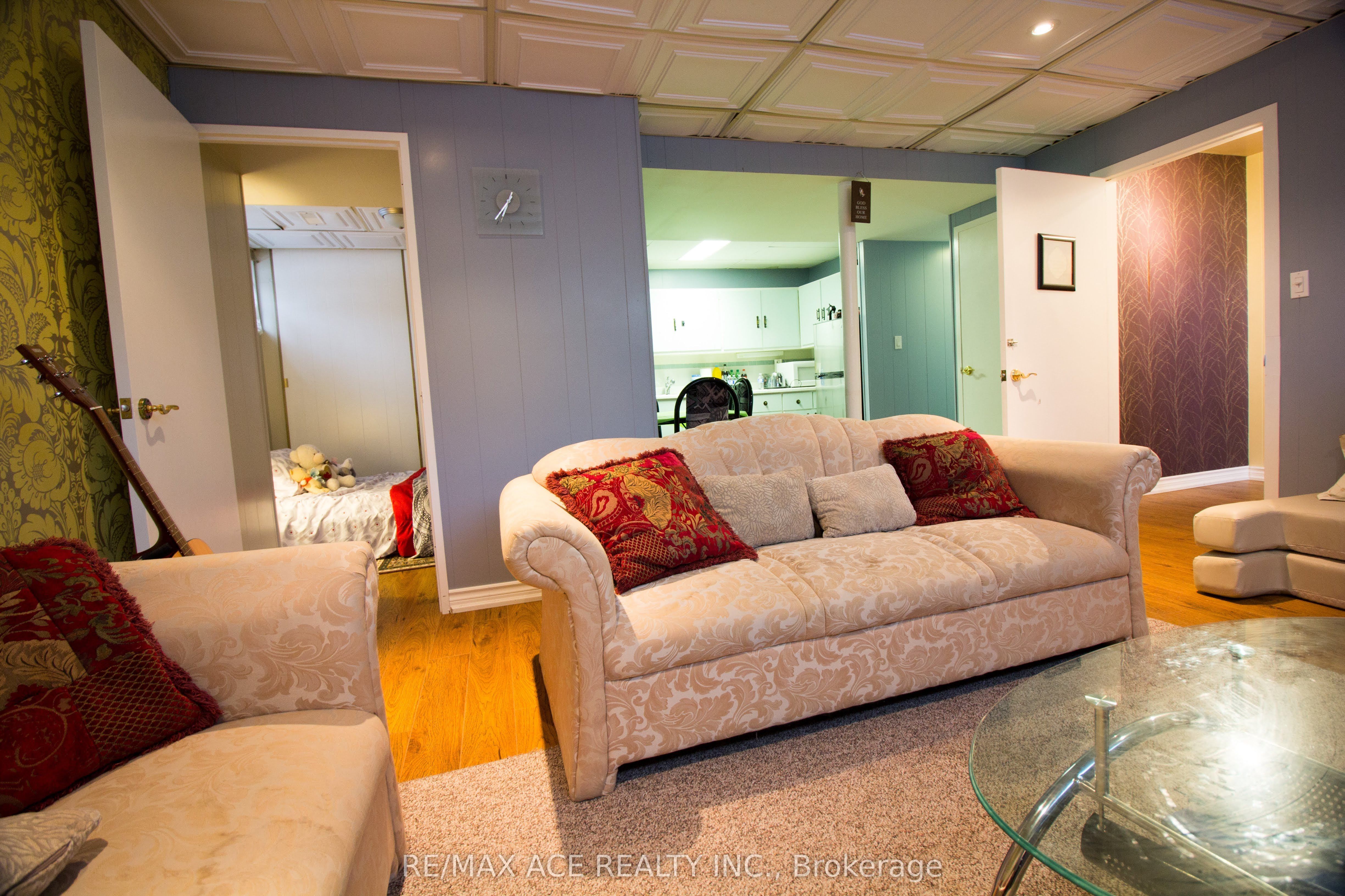 133 Meadowbank Road Bsmt
