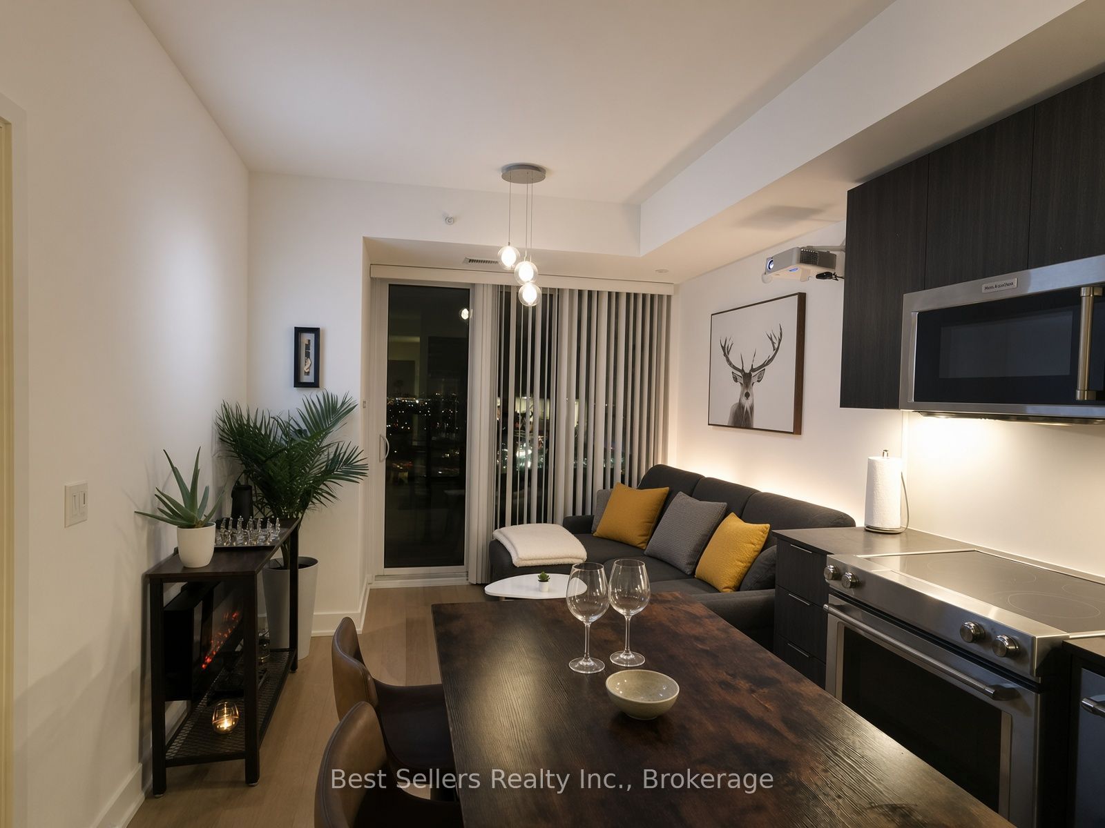 20 Shore Breeze Drive 3103