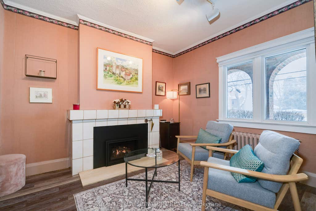 Photo of 1089 Mt Pleasant Road, Toronto, ON M4P 2M7 (MLS # C13582792)