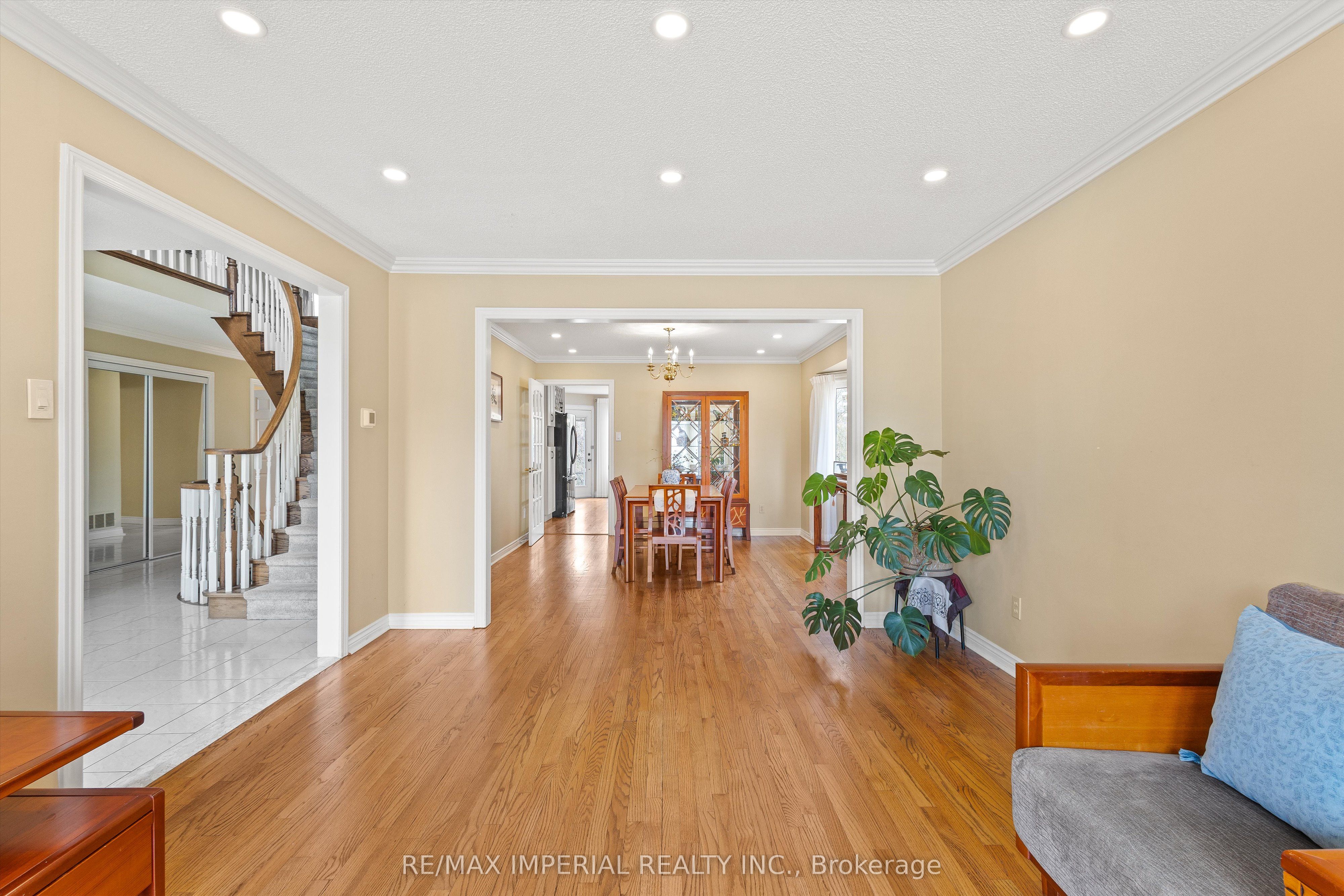 2044 Schoolmaster Circle