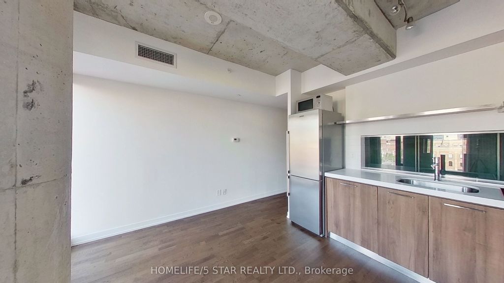 Photo of 560 KING Street W #512, Toronto, ON M5V 0L5 (MLS # C12755446)