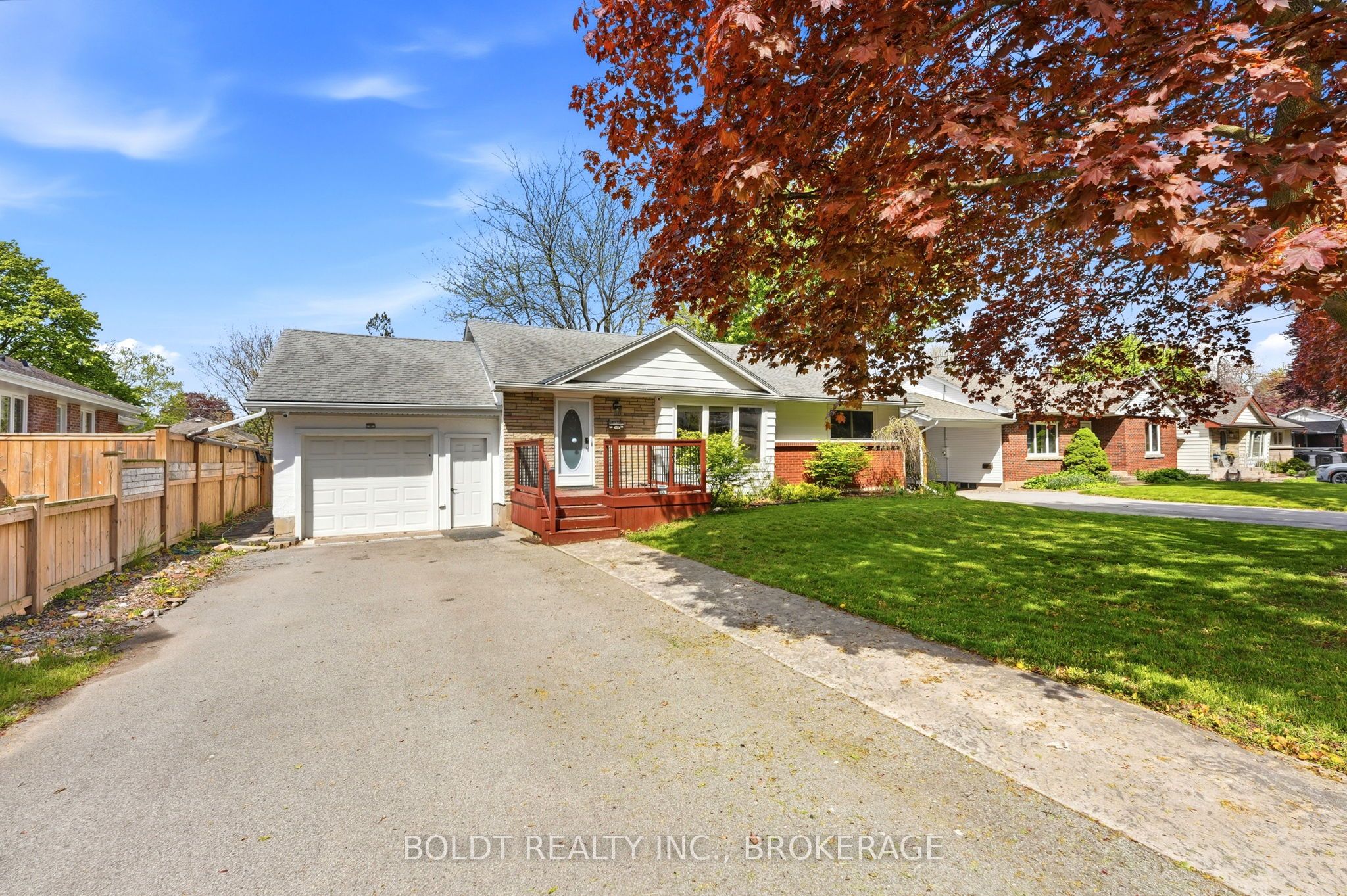 23 Woodelm Drive