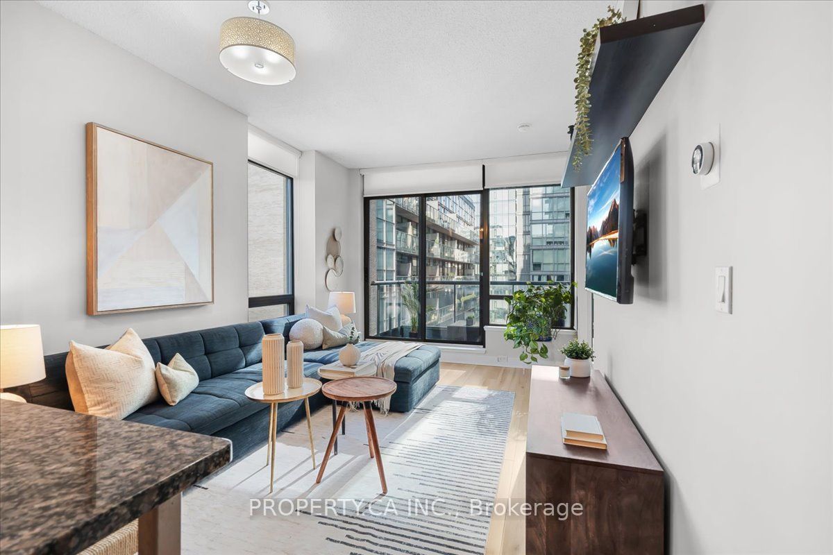 438 King Street W 1204