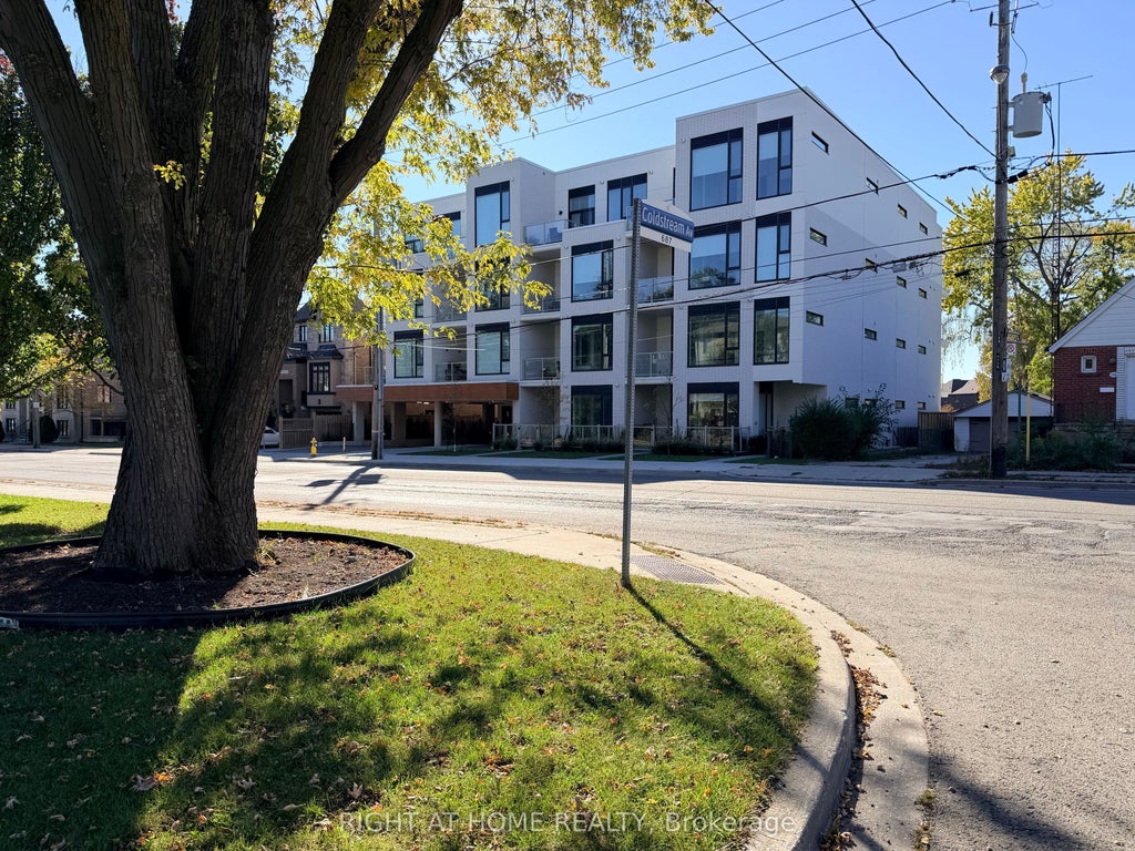 Photo of 722 Marlee Avenue #301, Toronto, ON M6B 3J7 (MLS # W14096620)