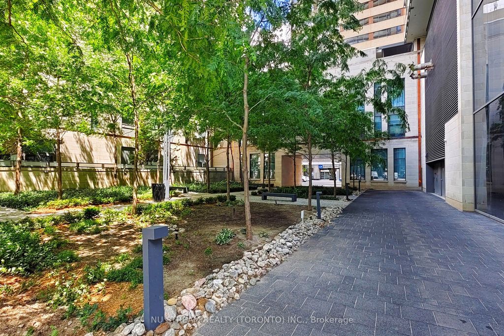 Photo of 1080 Bay Street #1403, Toronto, ON M5S 0A5 (MLS # C12929980)