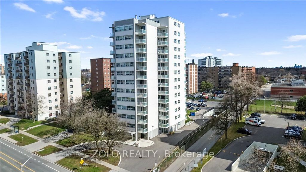 Photo of 2345 Confederation Parkway #203, Mississauga, ON L5B 2H3 (MLS # W12999302)