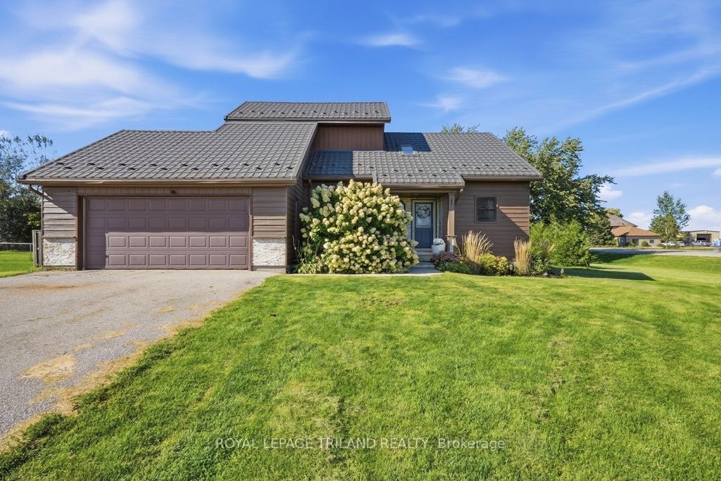 Photo of 49344 Crossley-Hunter Line, Malahide, ON N0L 2J0 (MLS # X13779146)