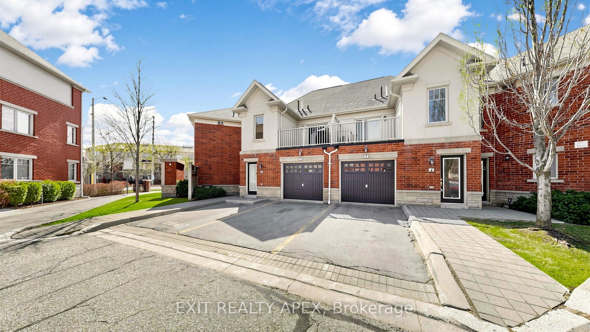 3395 Thomas Street N 4