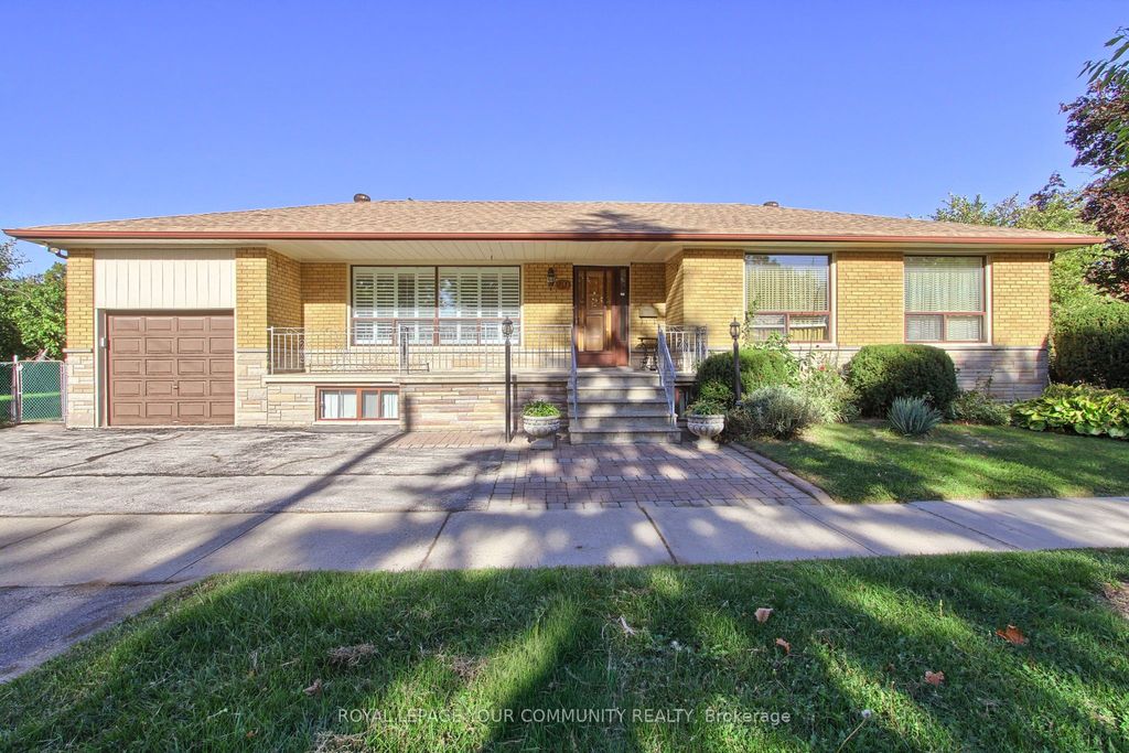 Photo of 79 Sun Row Drive, Toronto, ON M9P 3H9 (MLS # W12439928)