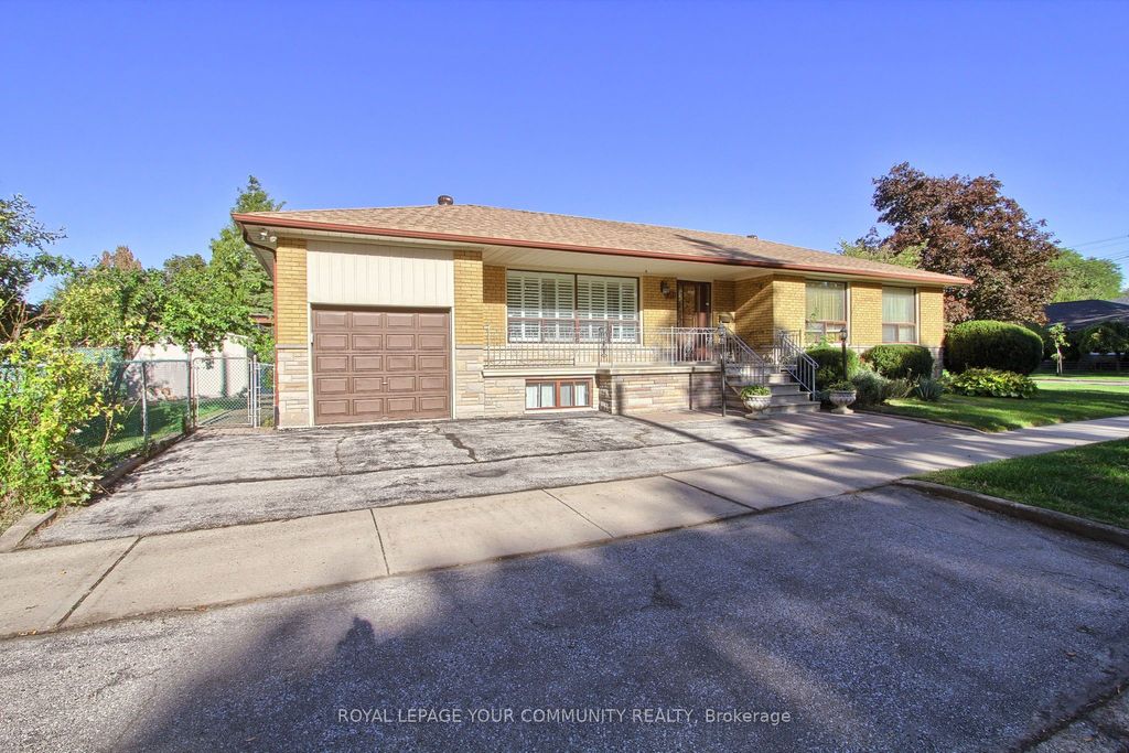 Photo of 79 Sun Row Drive, Toronto, ON M9P 3H9 (MLS # W12439928)