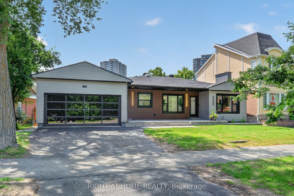 Photo of 200 Island Park Drive, Westboro - Hampton Park, ON K1Y 0A4 (MLS # X13590988)