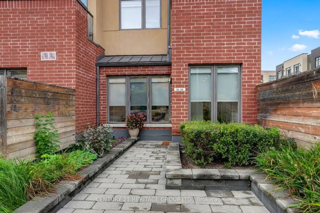 Photo of 9R Clintwood Gate NE #20, Toronto, ON M3A 0A8 (MLS # C14125414)