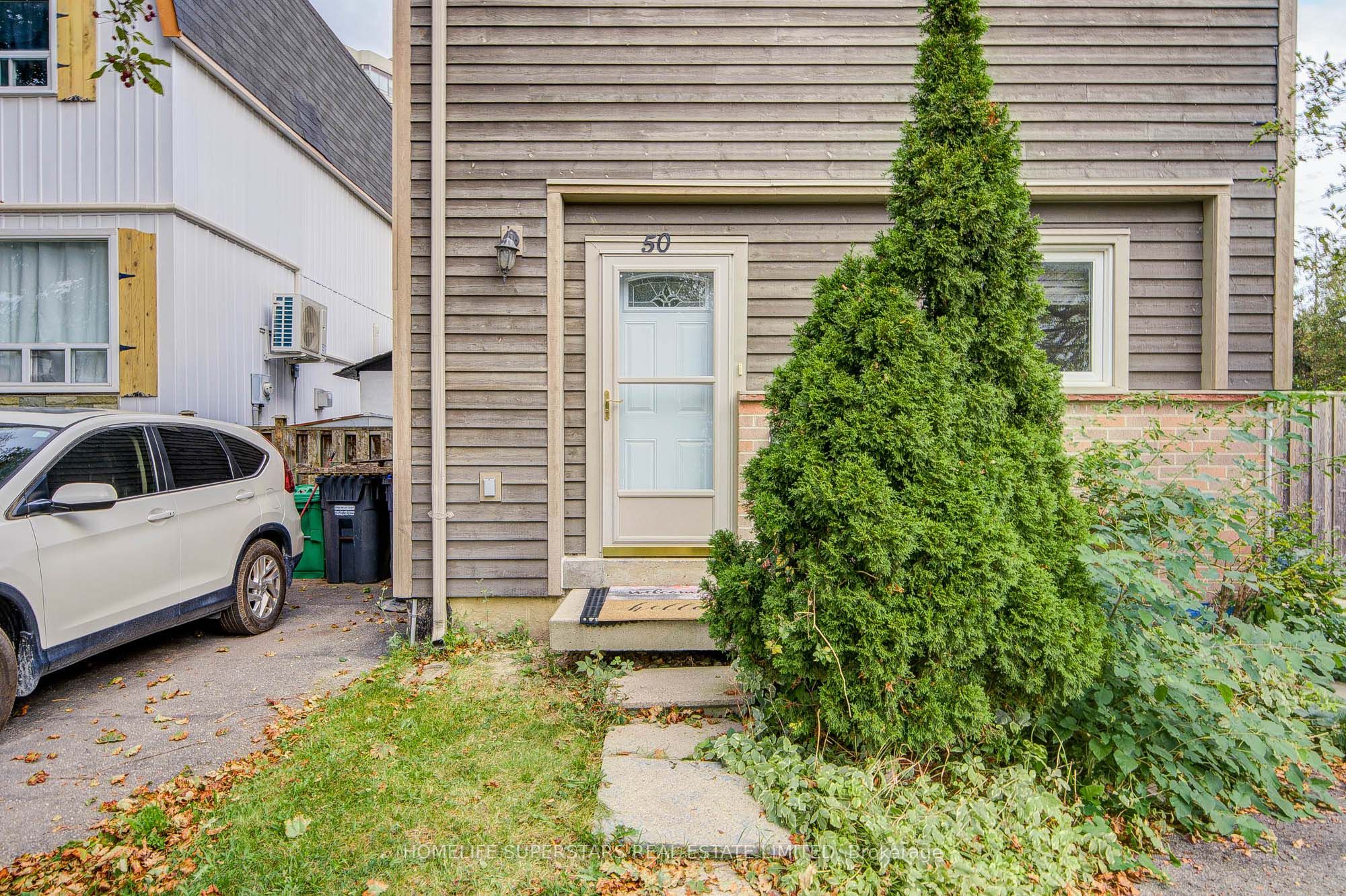 50 Hoskins Square