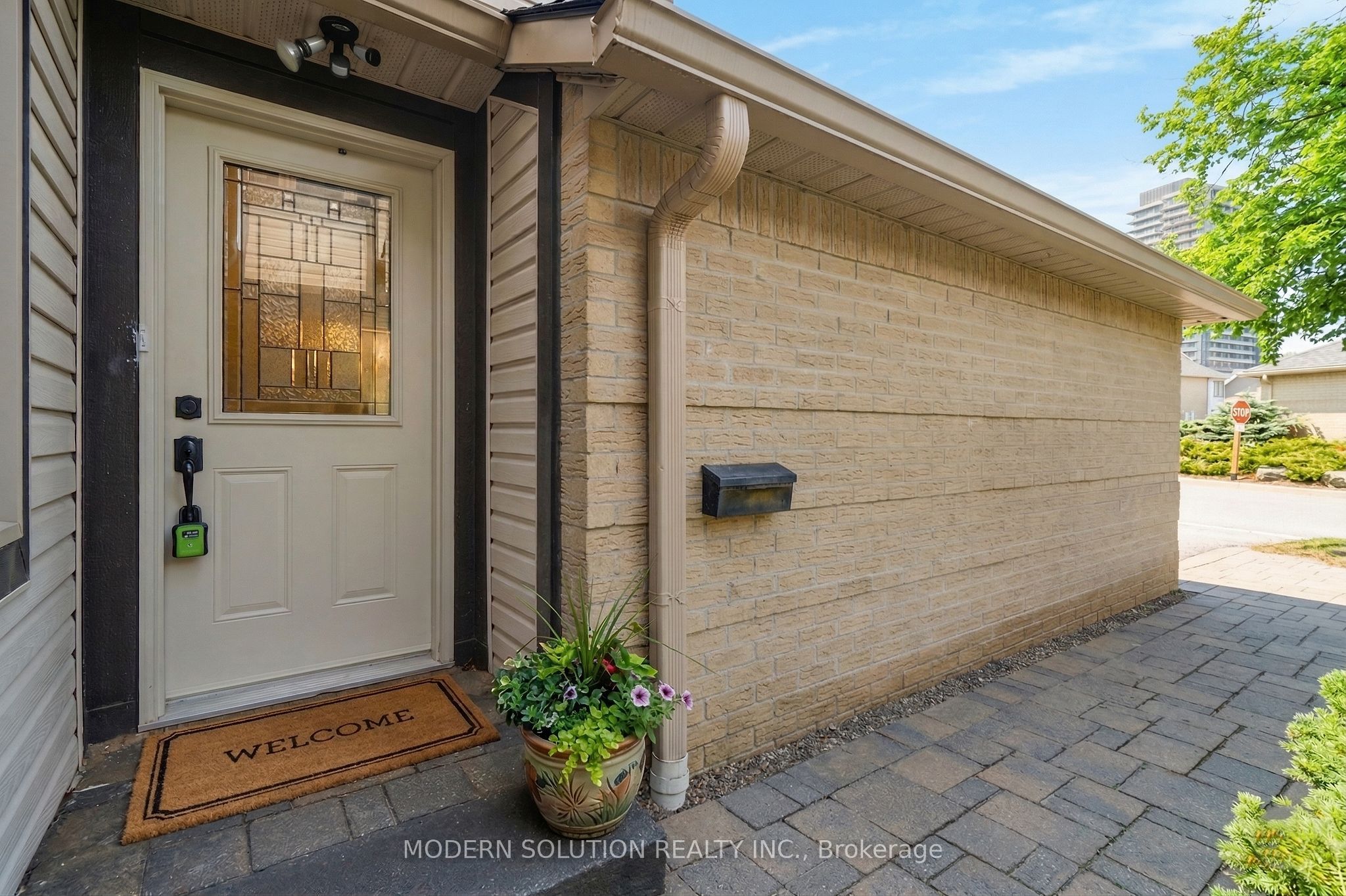 2275 Credit Valley Road 58