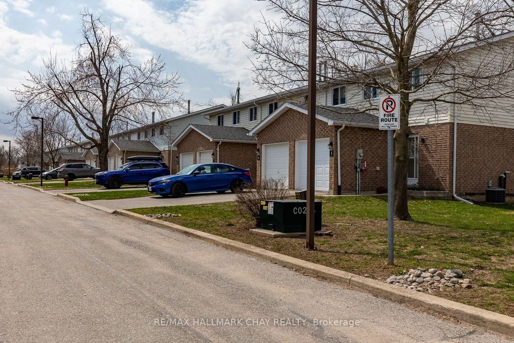 Photo of 325 West Street N #42, Orillia, ON L3V 7P4 (MLS # S13044492)