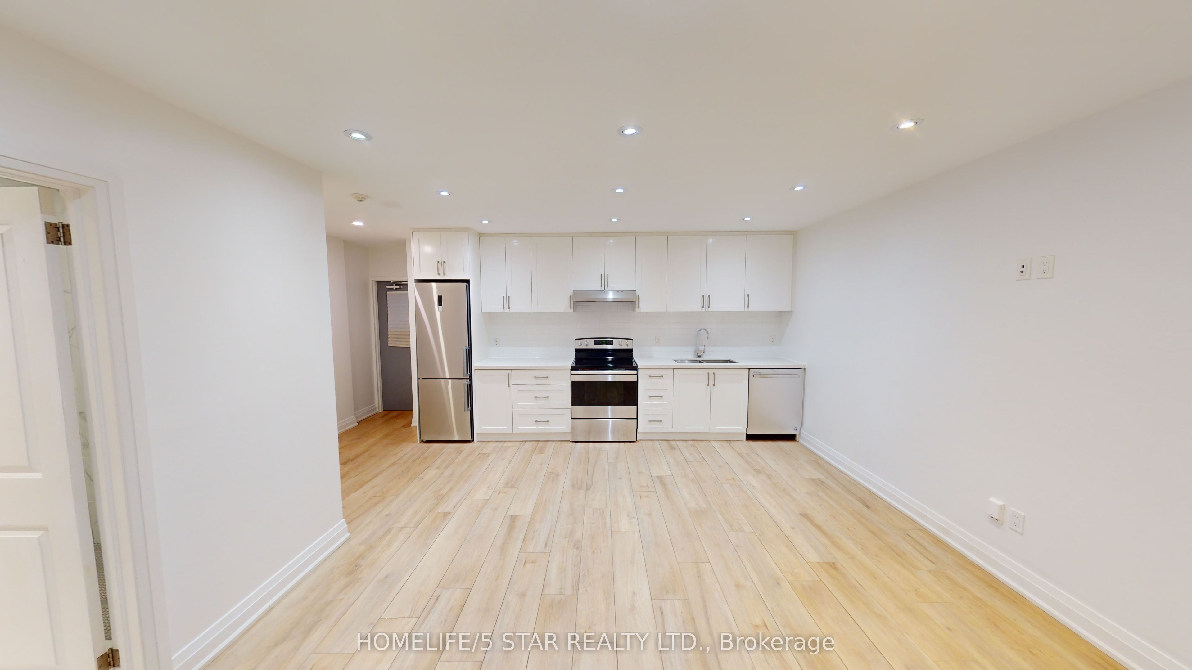 45 Dewson Street Bsmt Apt