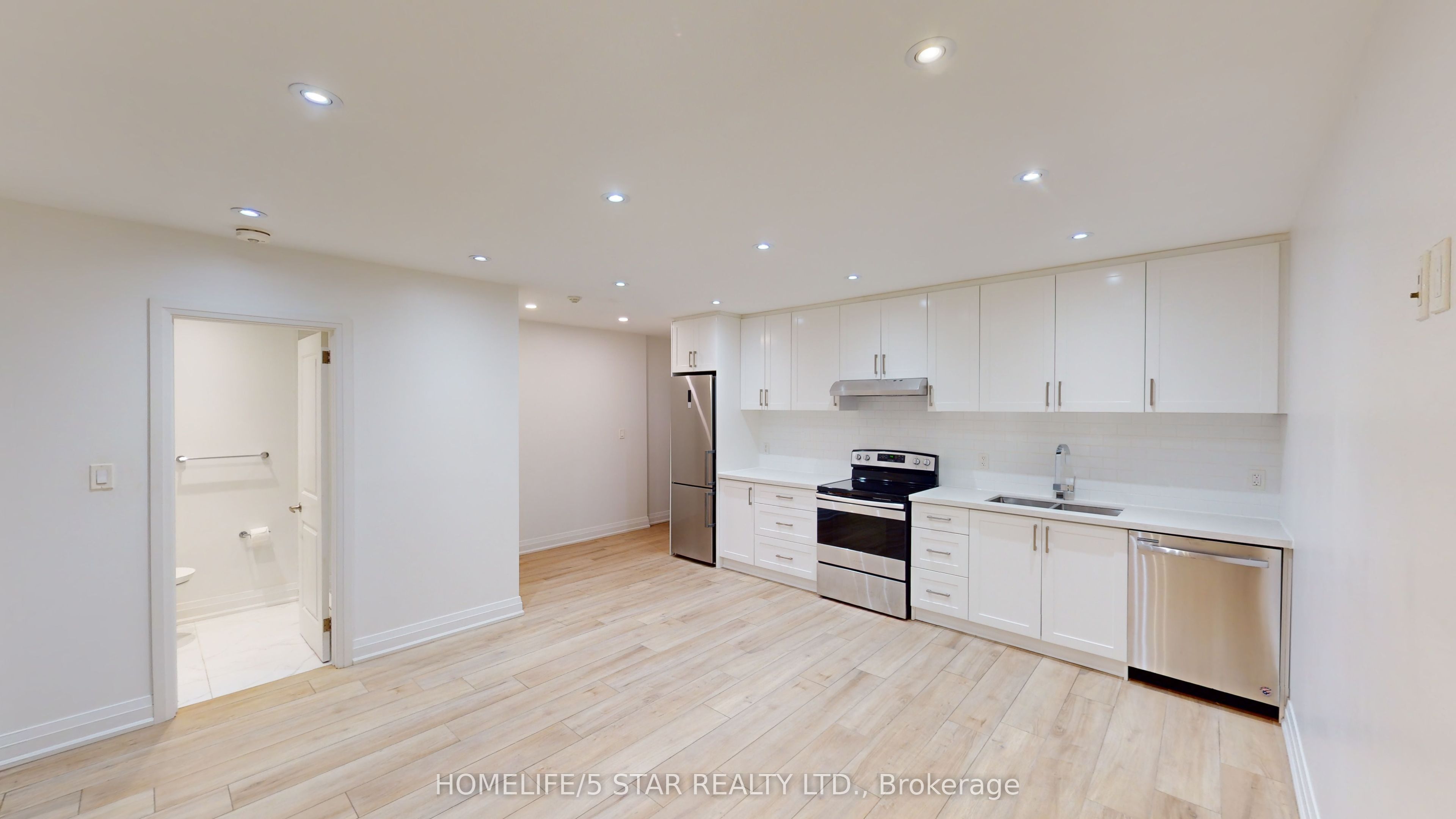 45 Dewson Street Bsmt Apt