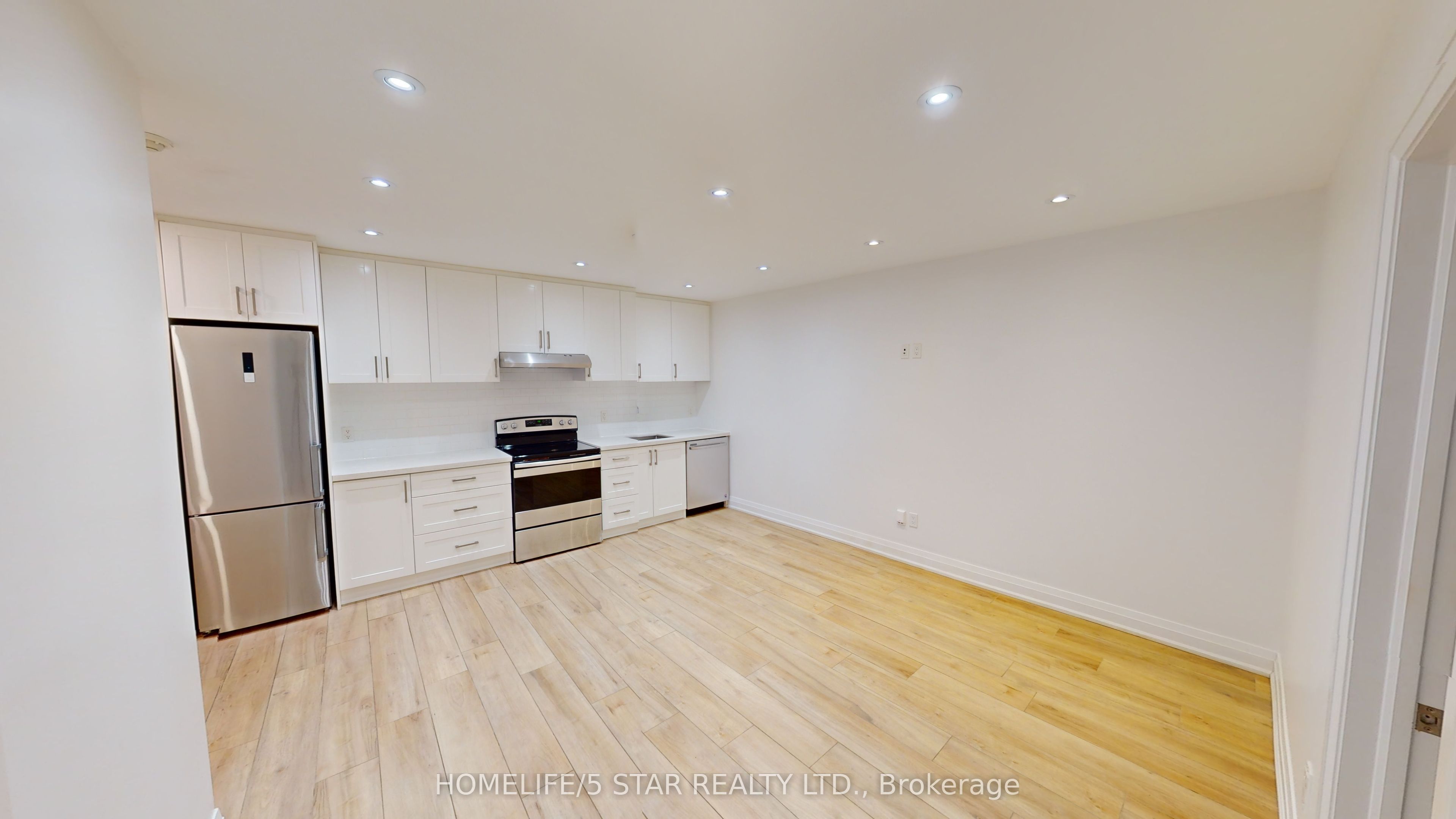 45 Dewson Street Bsmt Apt