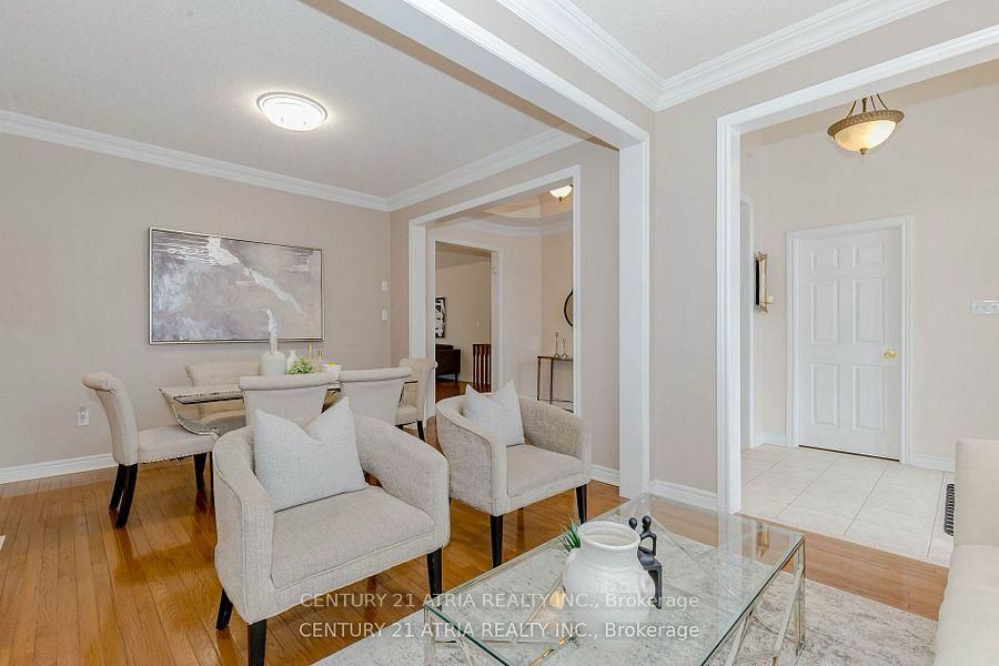 6 Shuter Lane