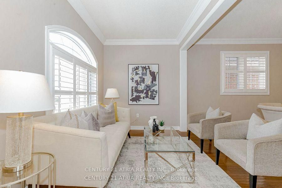 6 Shuter Lane